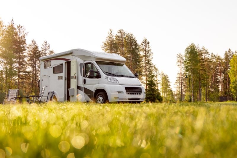 Un camping-car semi-intégré