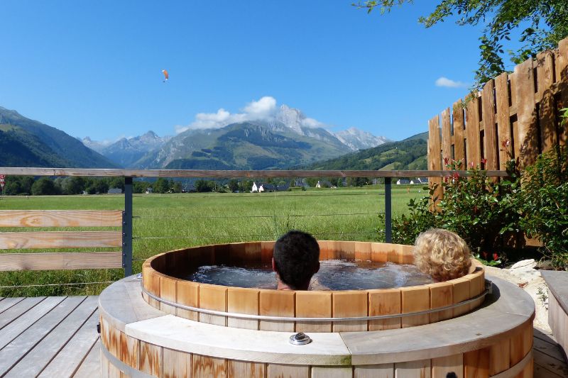 Camping avec jacuzzi