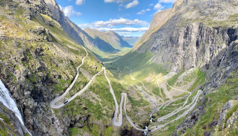 La Trollstigen en Norvège La Trollstigen en Norvège