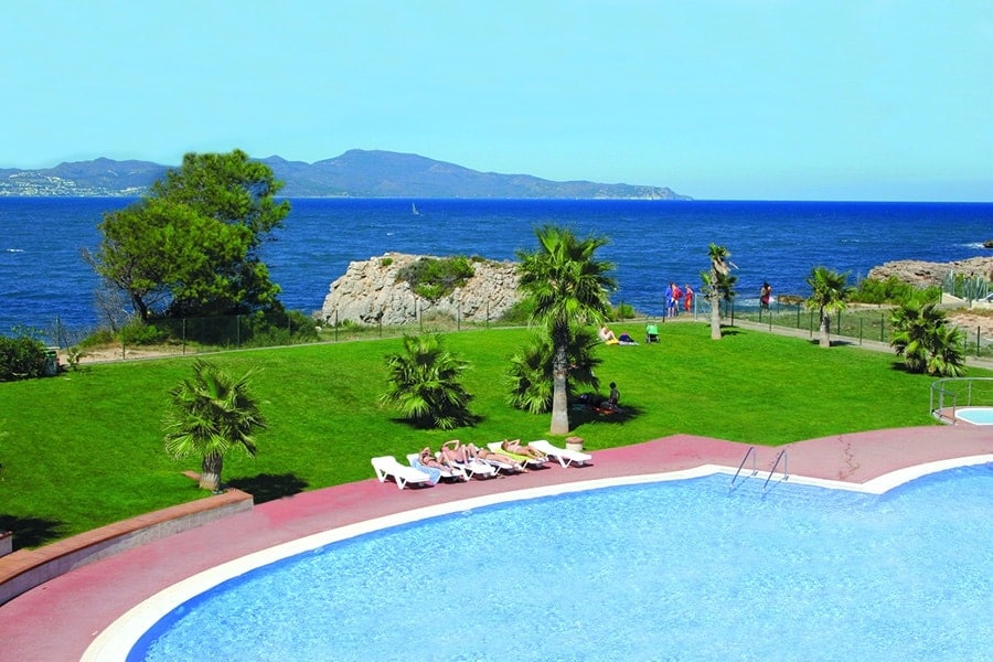 camping-plus-bel-emplacement-illa-mateua